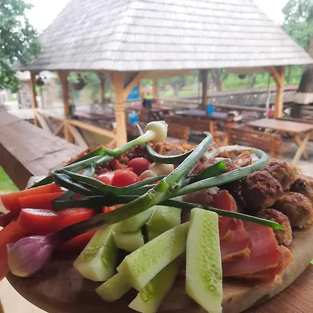 Casa Moroșenilor - Chaletu *